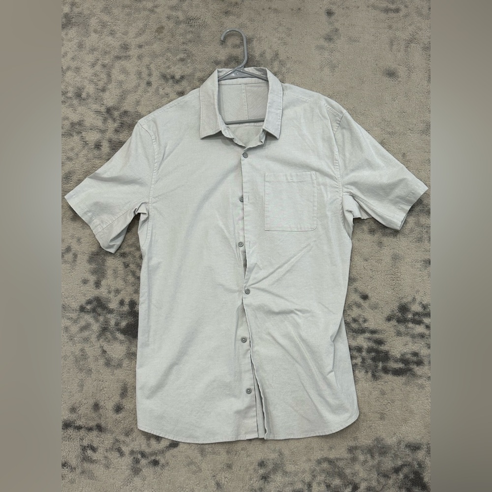 Lululemon Mens Large Light Grey Button Down Commission Shirt